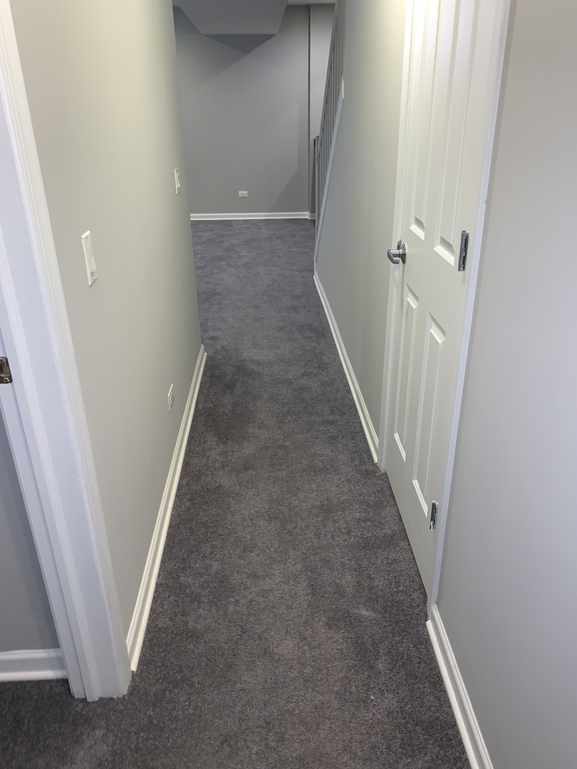 2717 N Halsted Street Unit: 1F