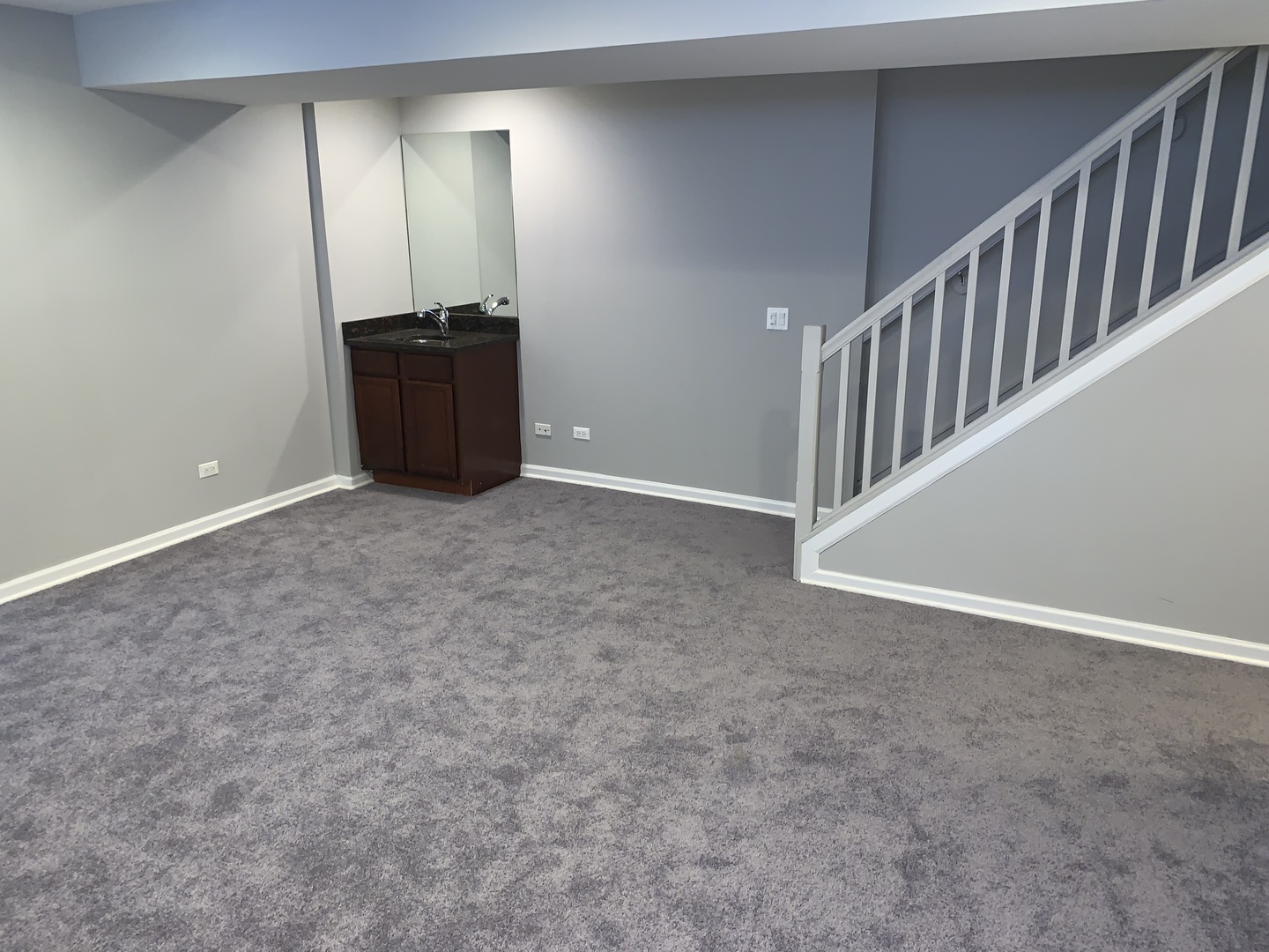 2717 N Halsted Street Unit: 1F