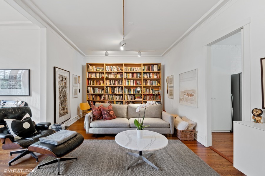 2311 N Commonwealth Avenue Unit: 3E