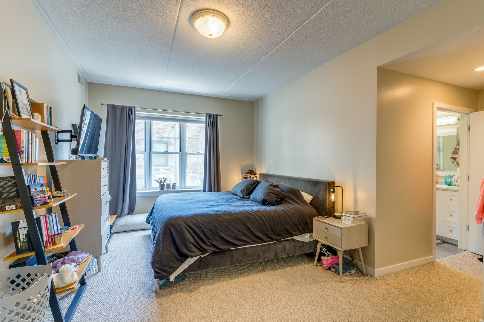 1515 N WELLS Street Unit: 4F