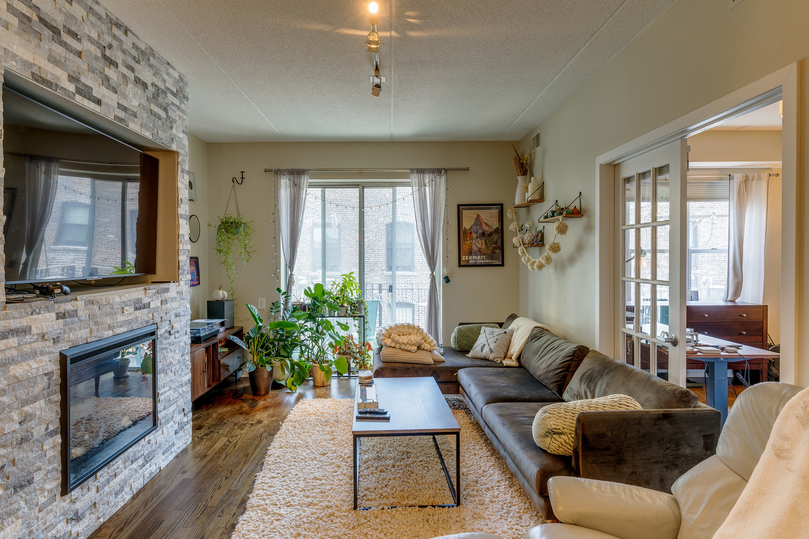 1515 N WELLS Street Unit: 4F