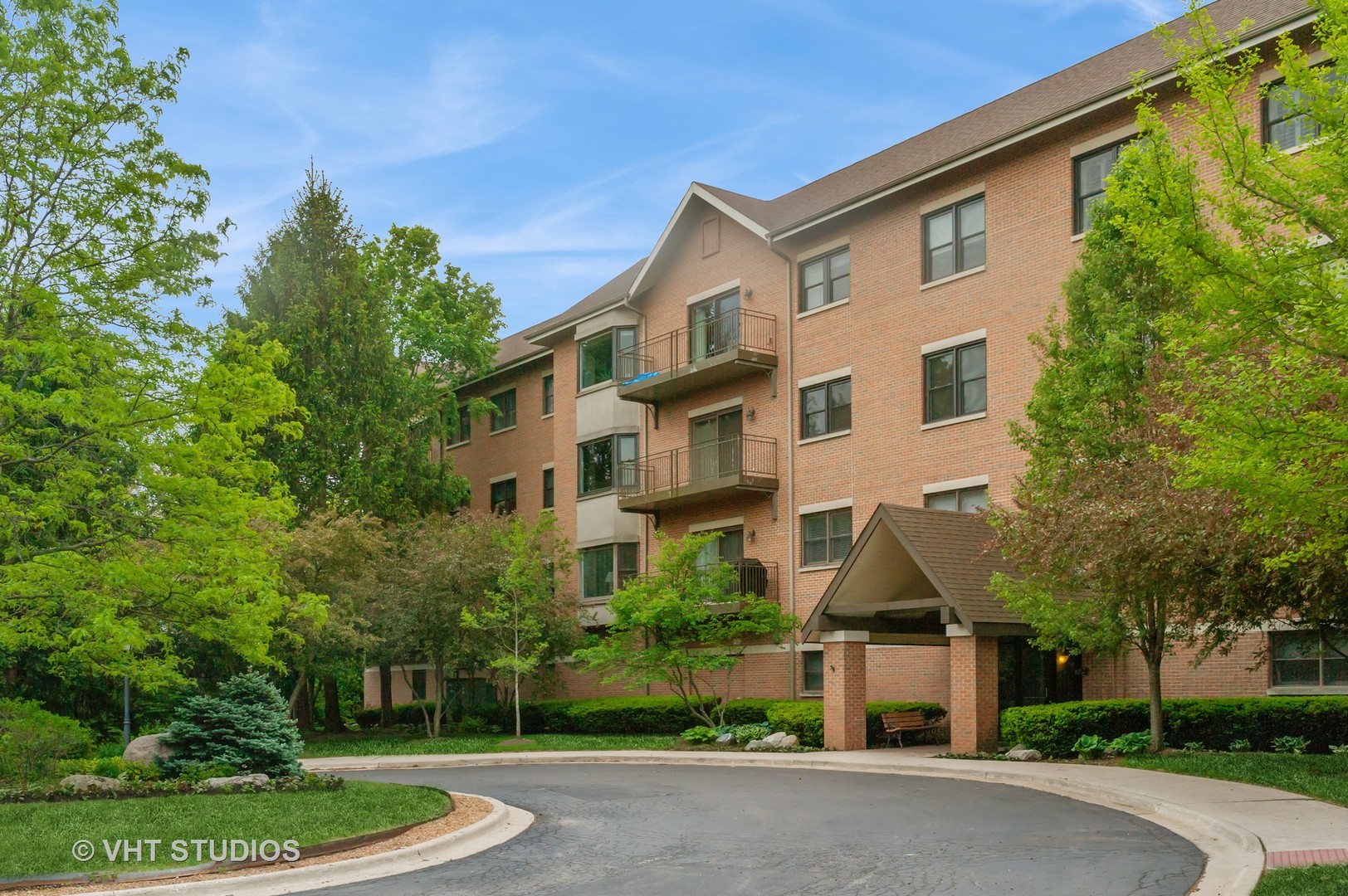 20 Trafalgar Square Unit: 308