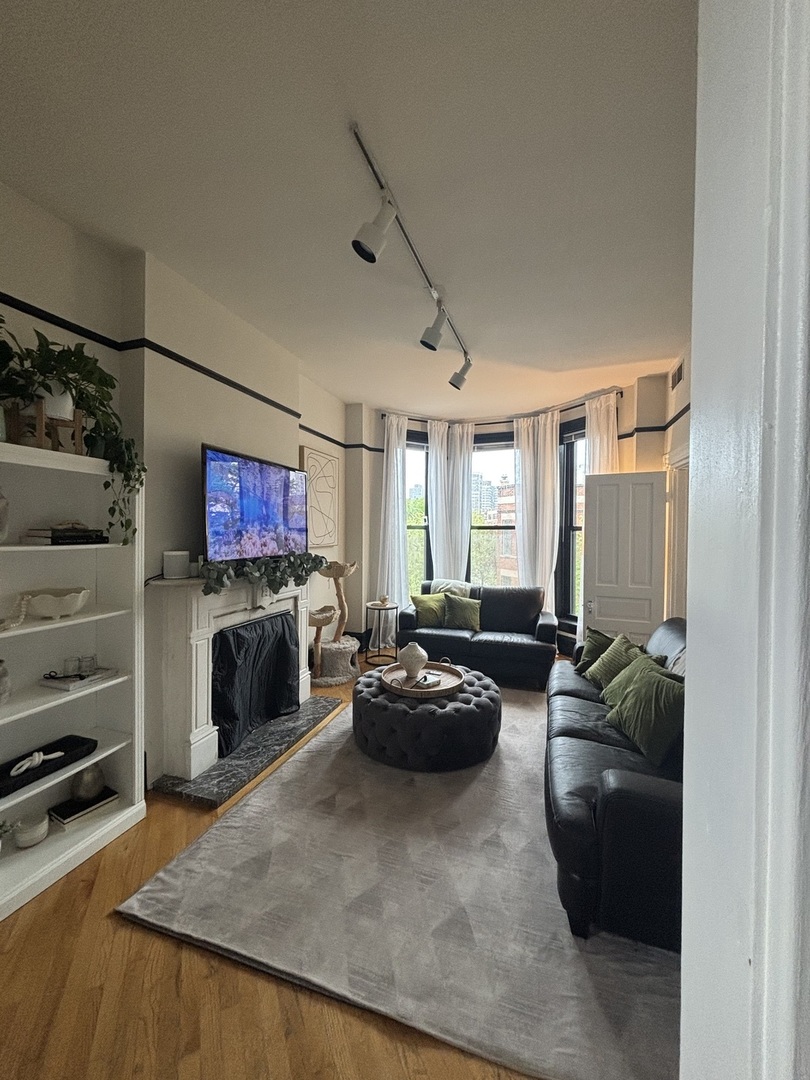 2682 N orchard Street Unit: 3F