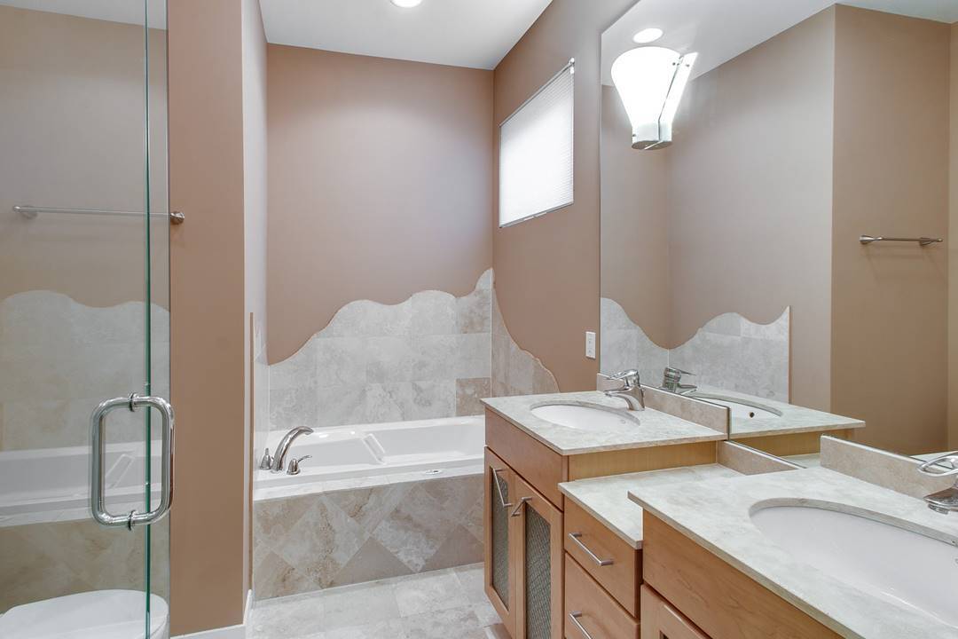 928 N Wood Street Unit: 2