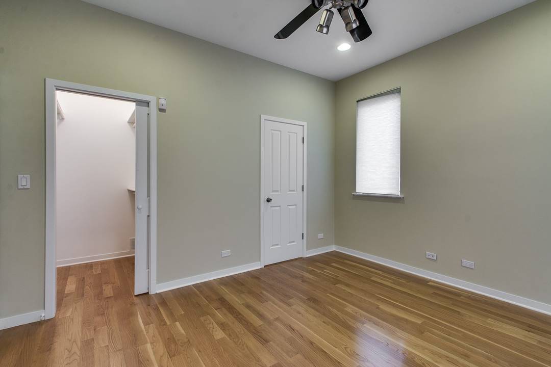 928 N Wood Street Unit: 2