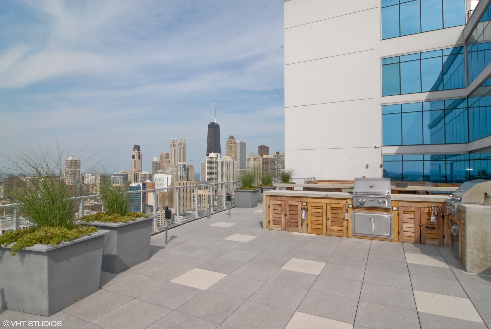 303 W Ohio Street Unit: 4003