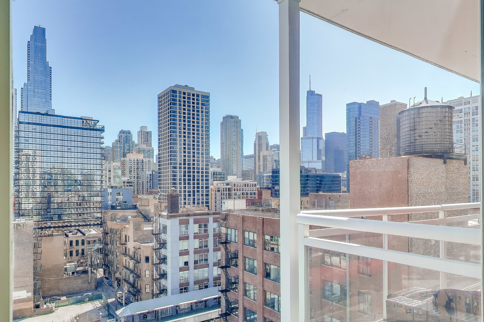 757 N Orleans Street Unit: 1006