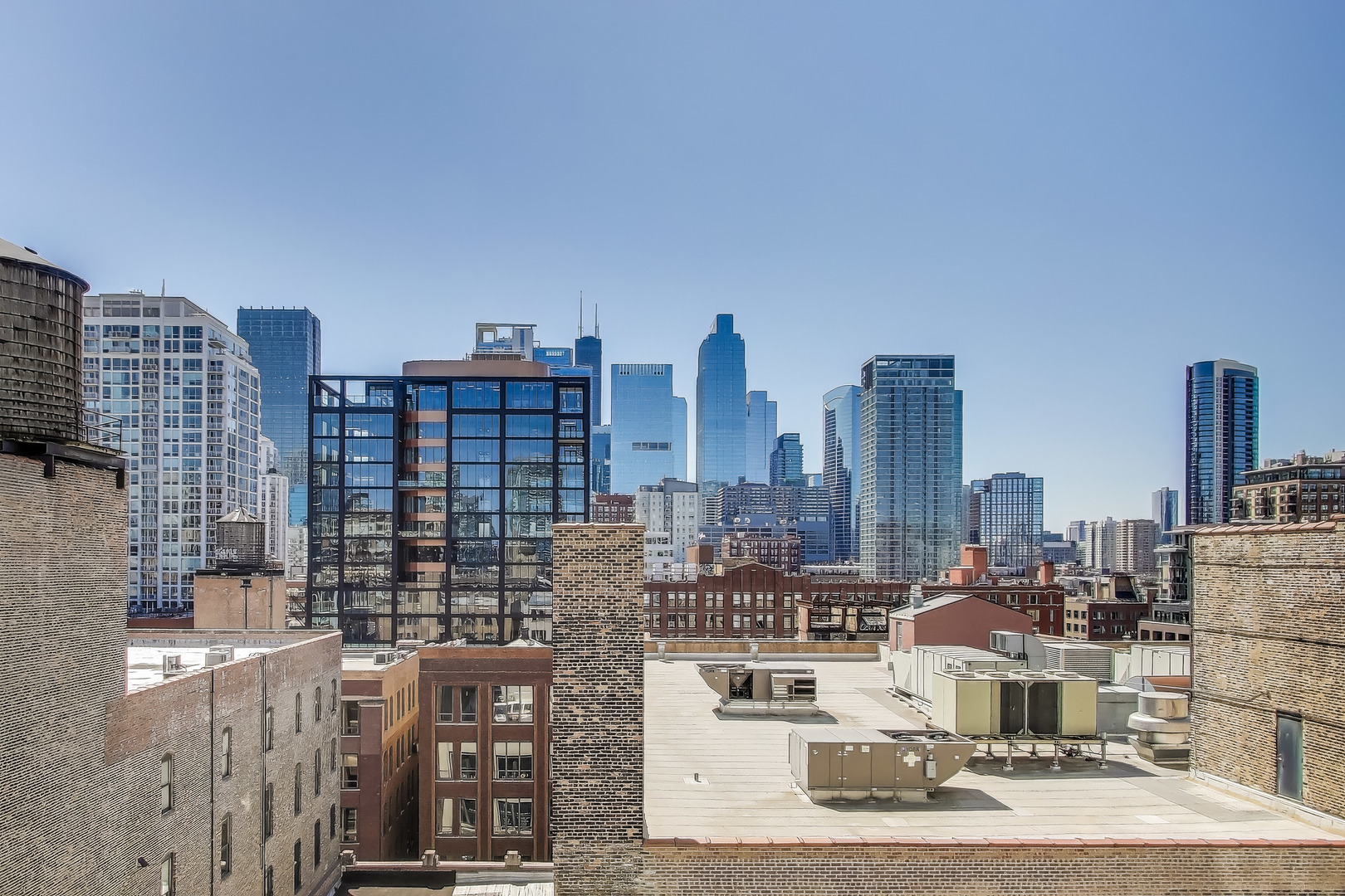 757 N Orleans Street Unit: 1006