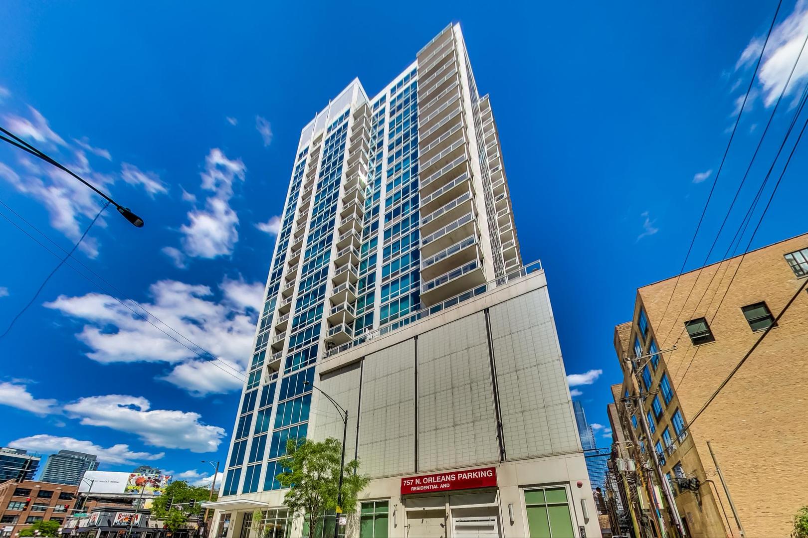 757 N Orleans Street Unit: 1006