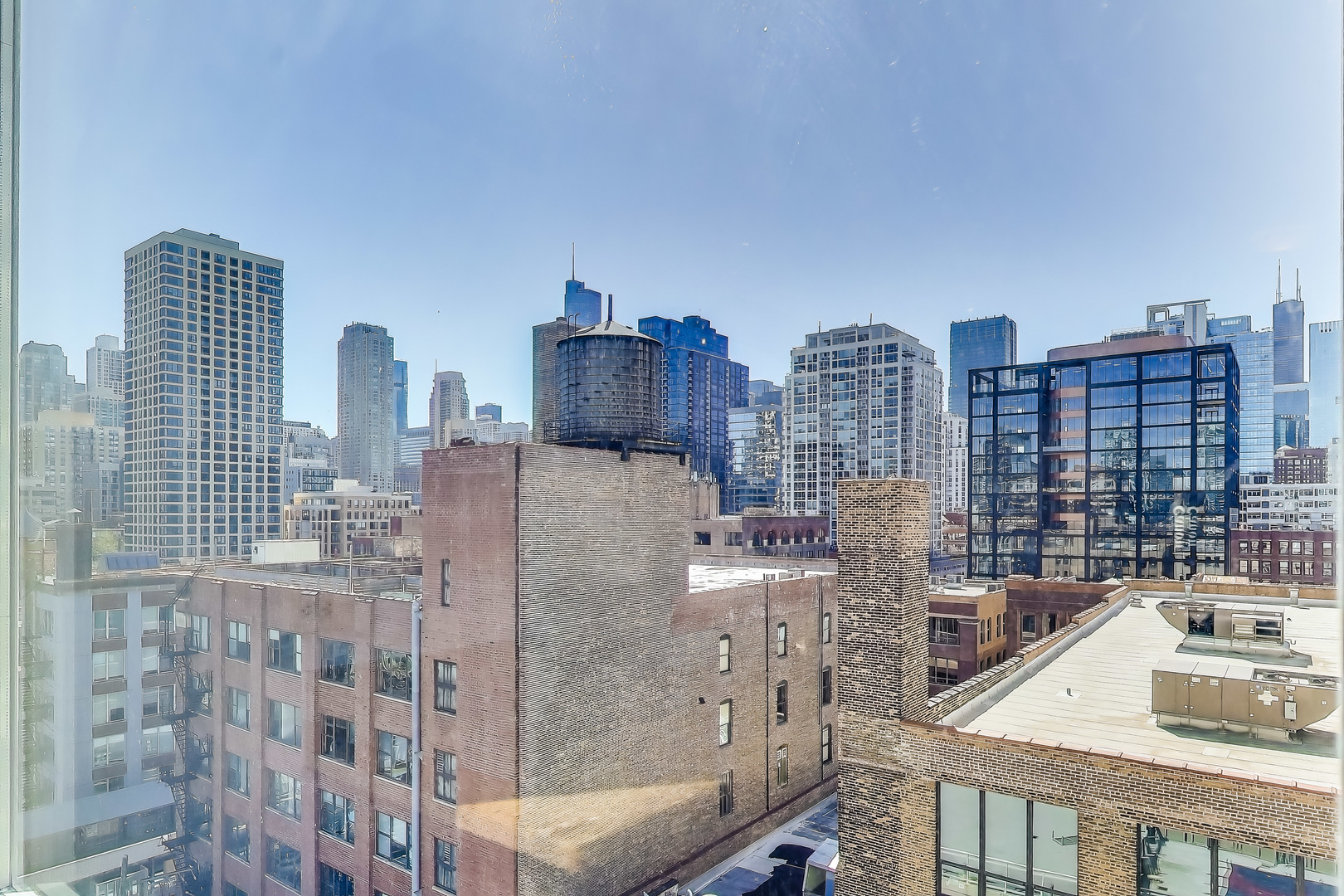 757 N Orleans Street Unit: 1006