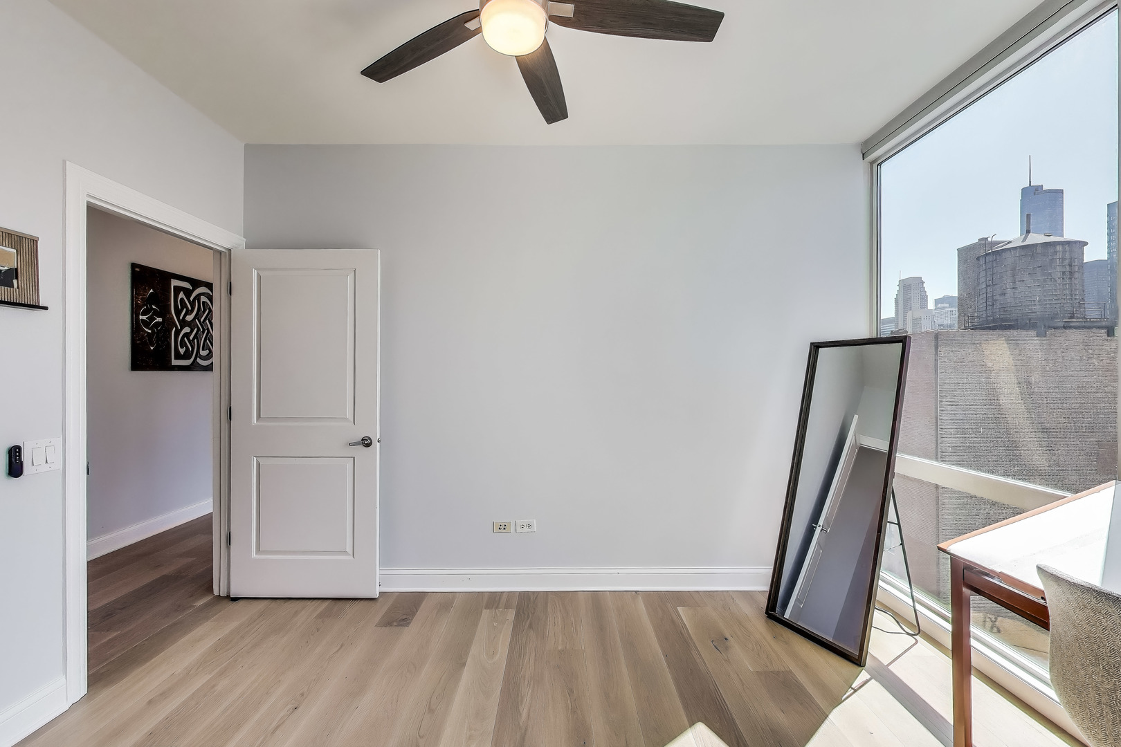 757 N Orleans Street Unit: 1006