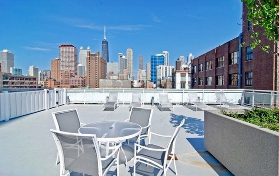 757 N Orleans Street Unit: 2110