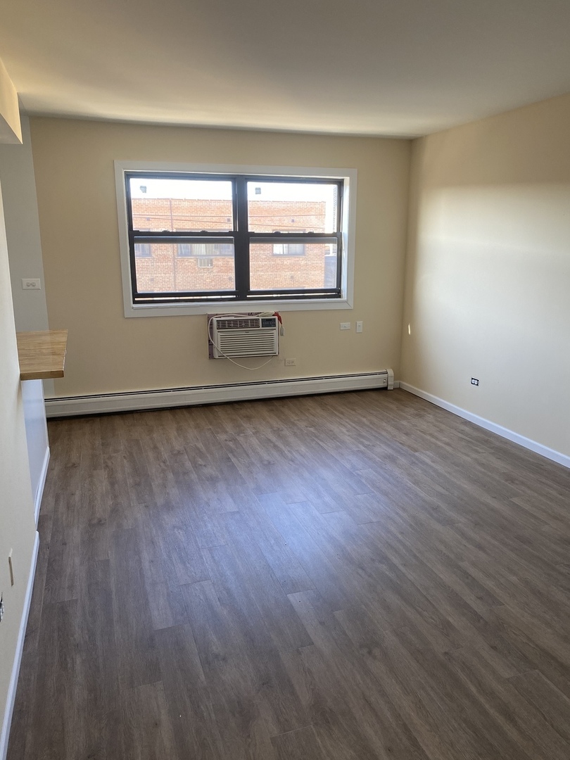 1025 W HOLLYWOOD Avenue Unit: 517