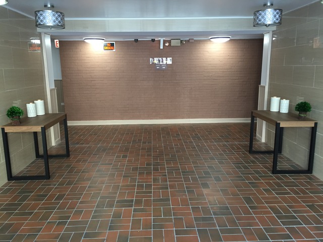 1025 W HOLLYWOOD Avenue Unit: 517