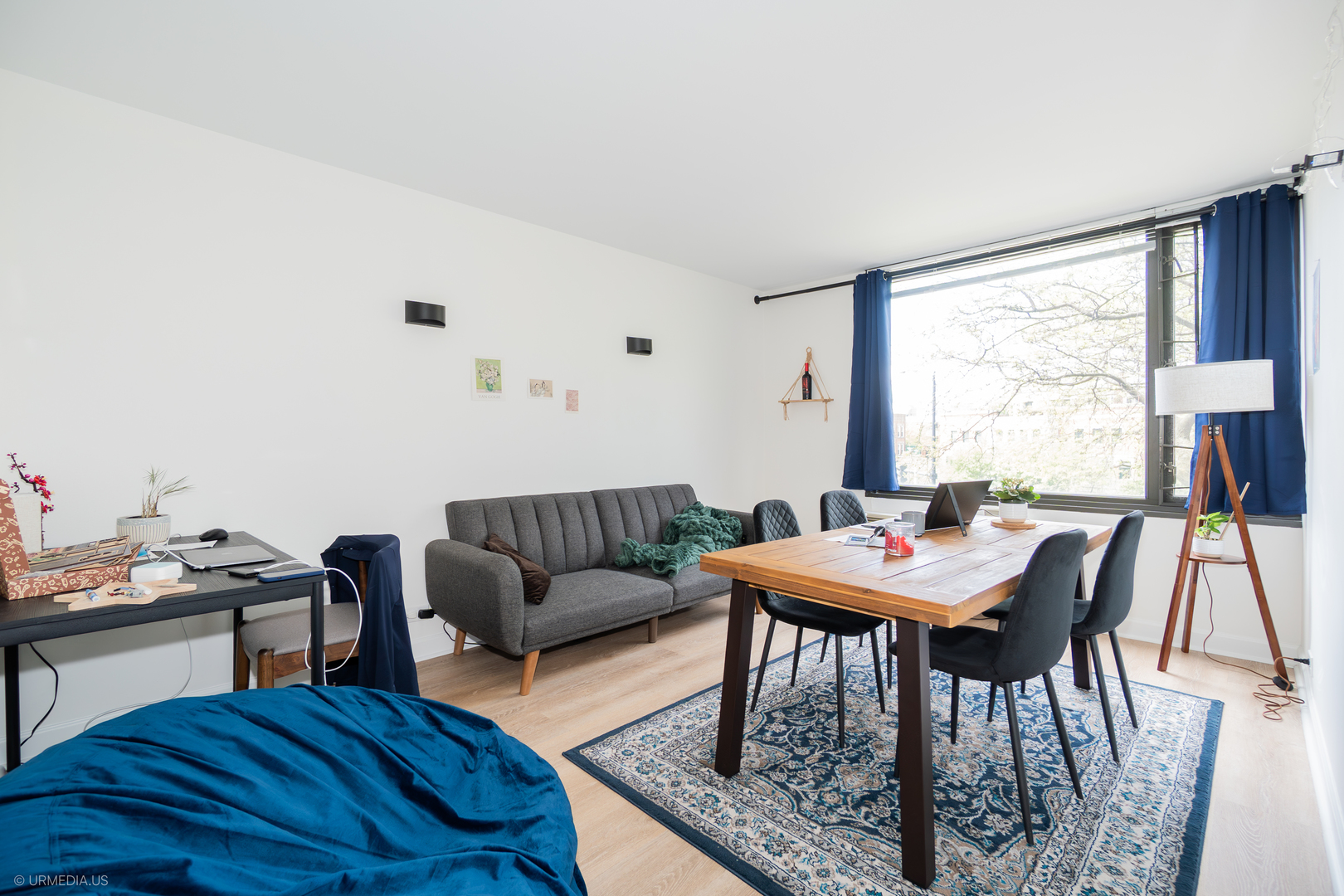 2007 N Sedgwick Street Unit: 304