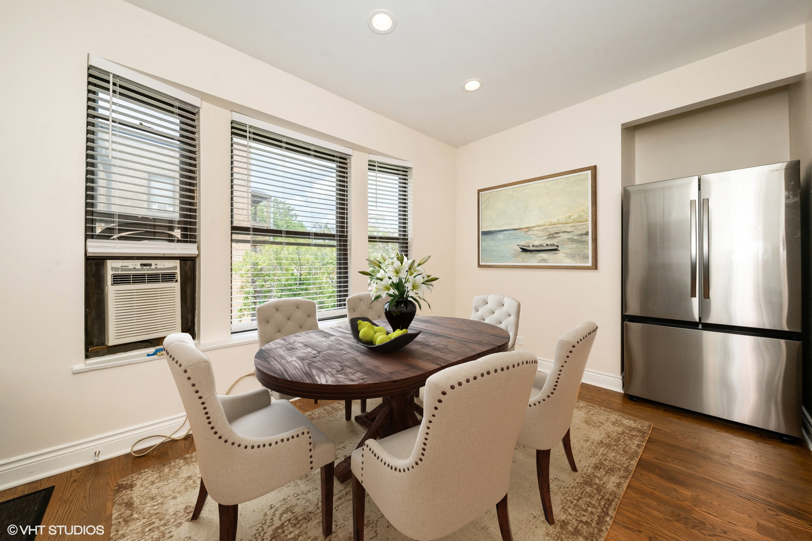 1006 E 54th Street Unit: J-2