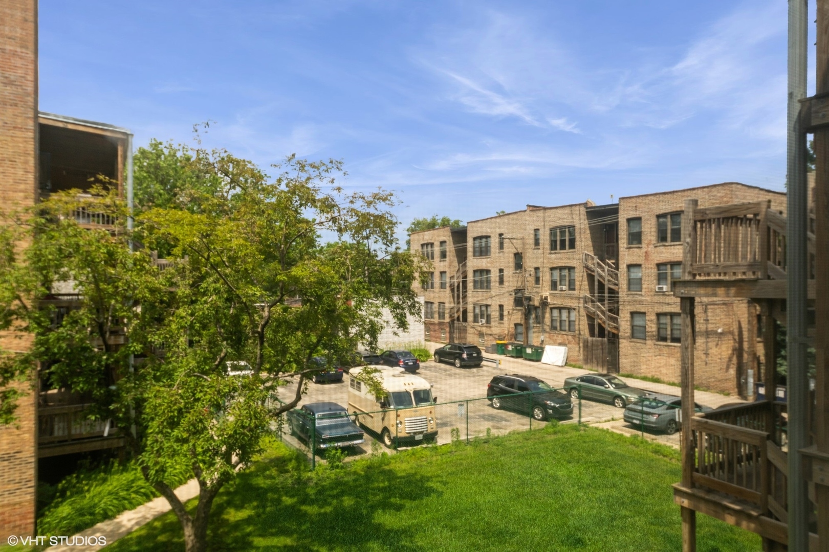 1006 E 54th Street Unit: J-2