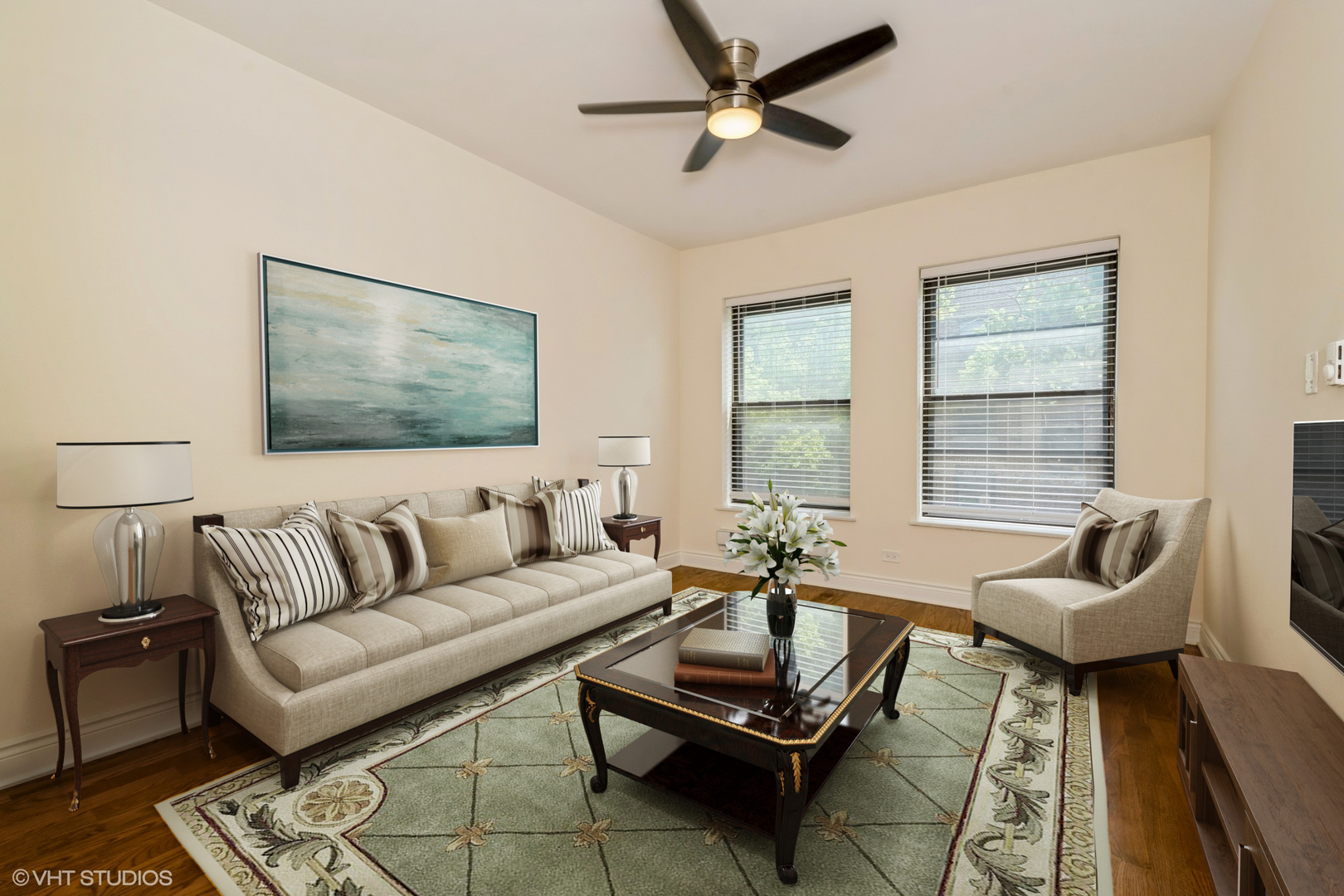 1006 E 54th Street Unit: J-2