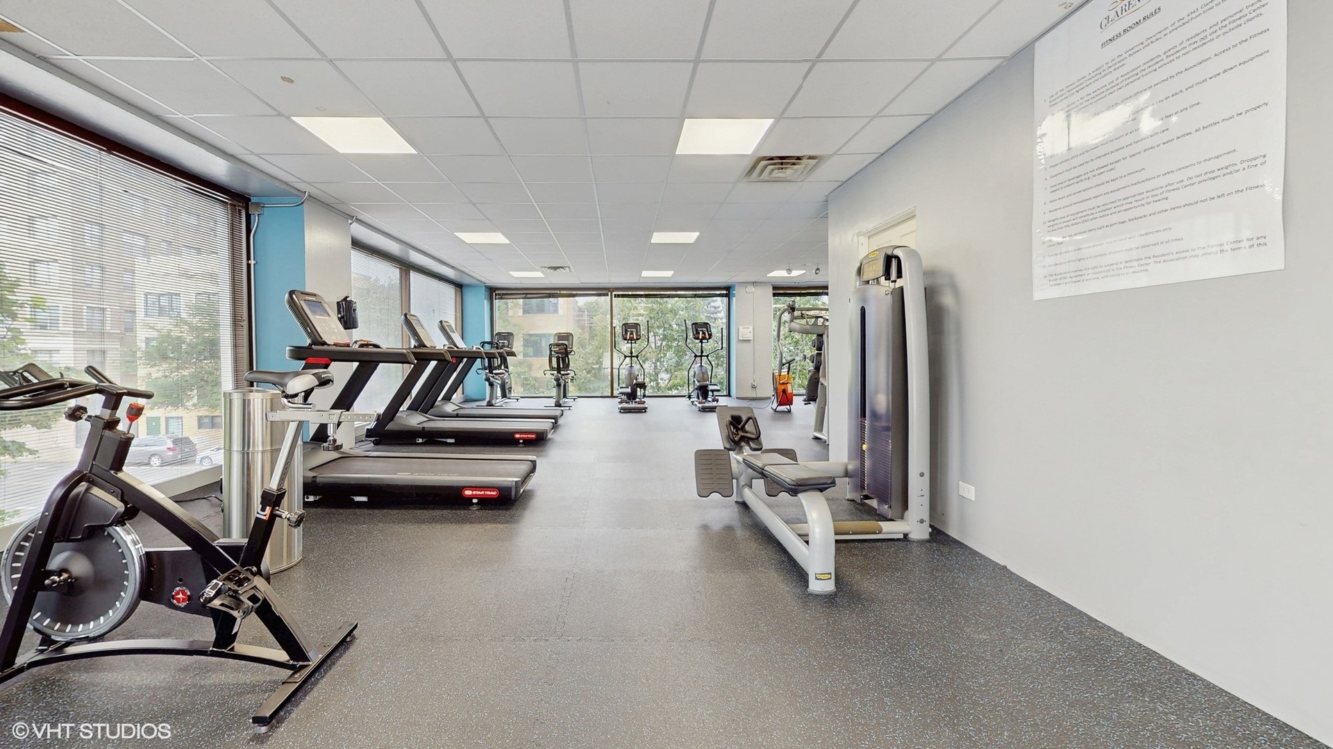 4343 N Clarendon Avenue Unit: 2815