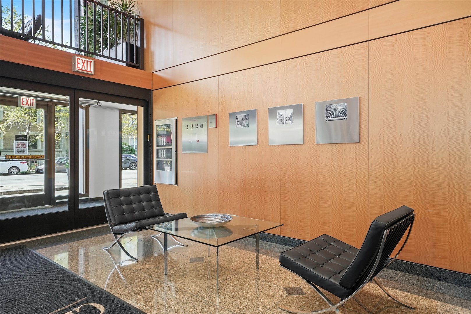 4343 N Clarendon Avenue Unit: 2815