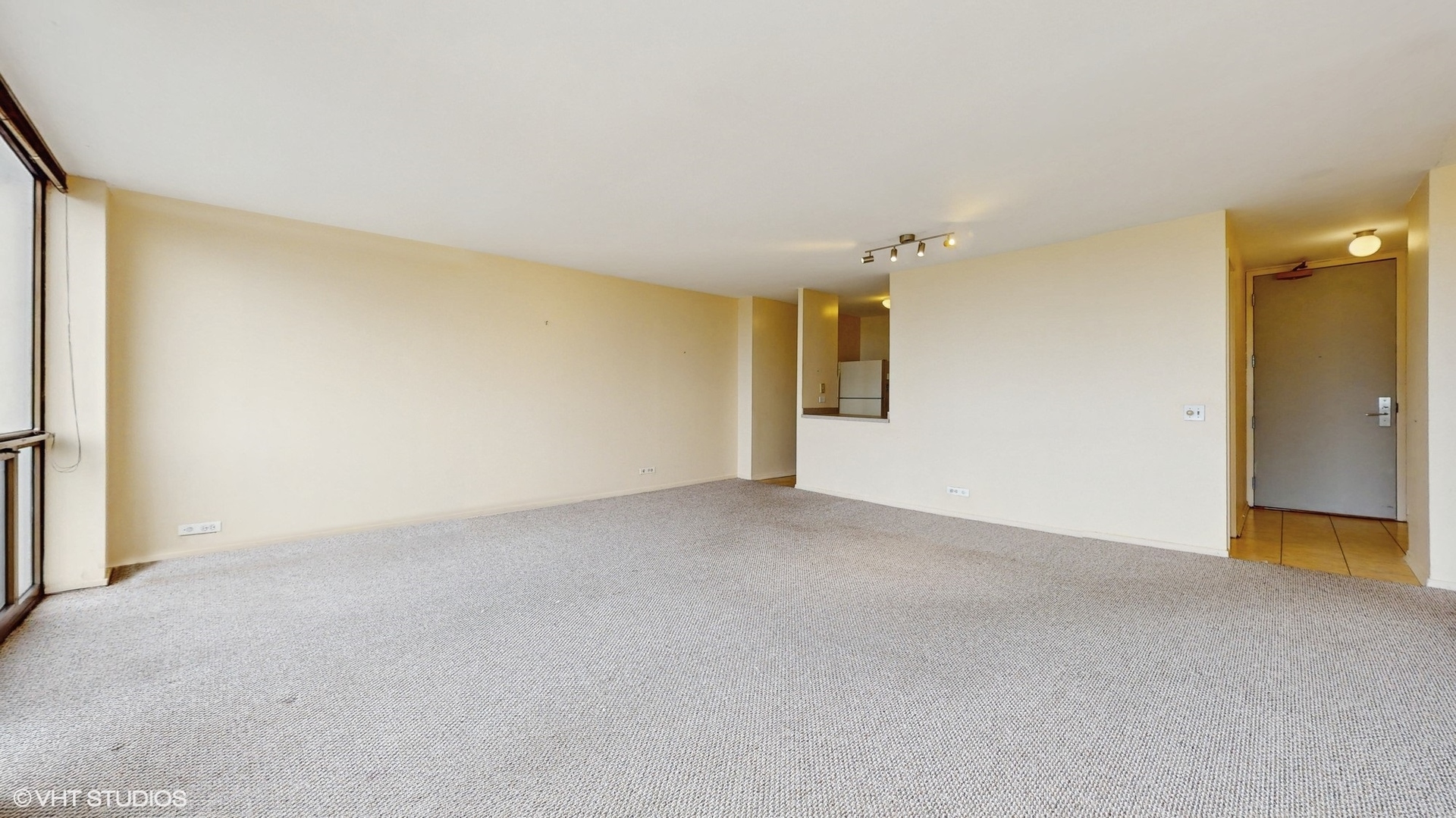 4343 N Clarendon Avenue Unit: 2815