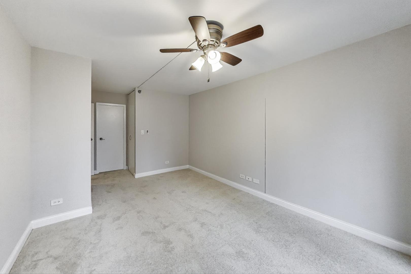 440 N Wabash Avenue Unit: 1605