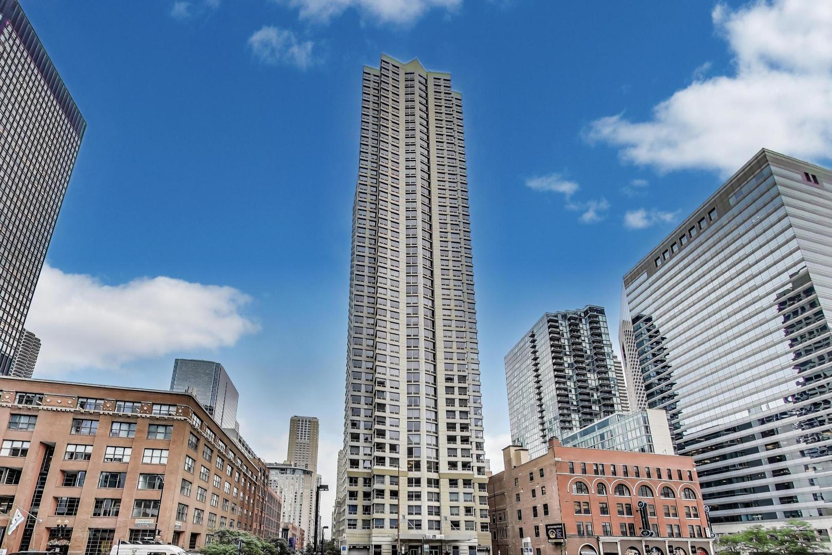 440 N Wabash Avenue Unit: 1605