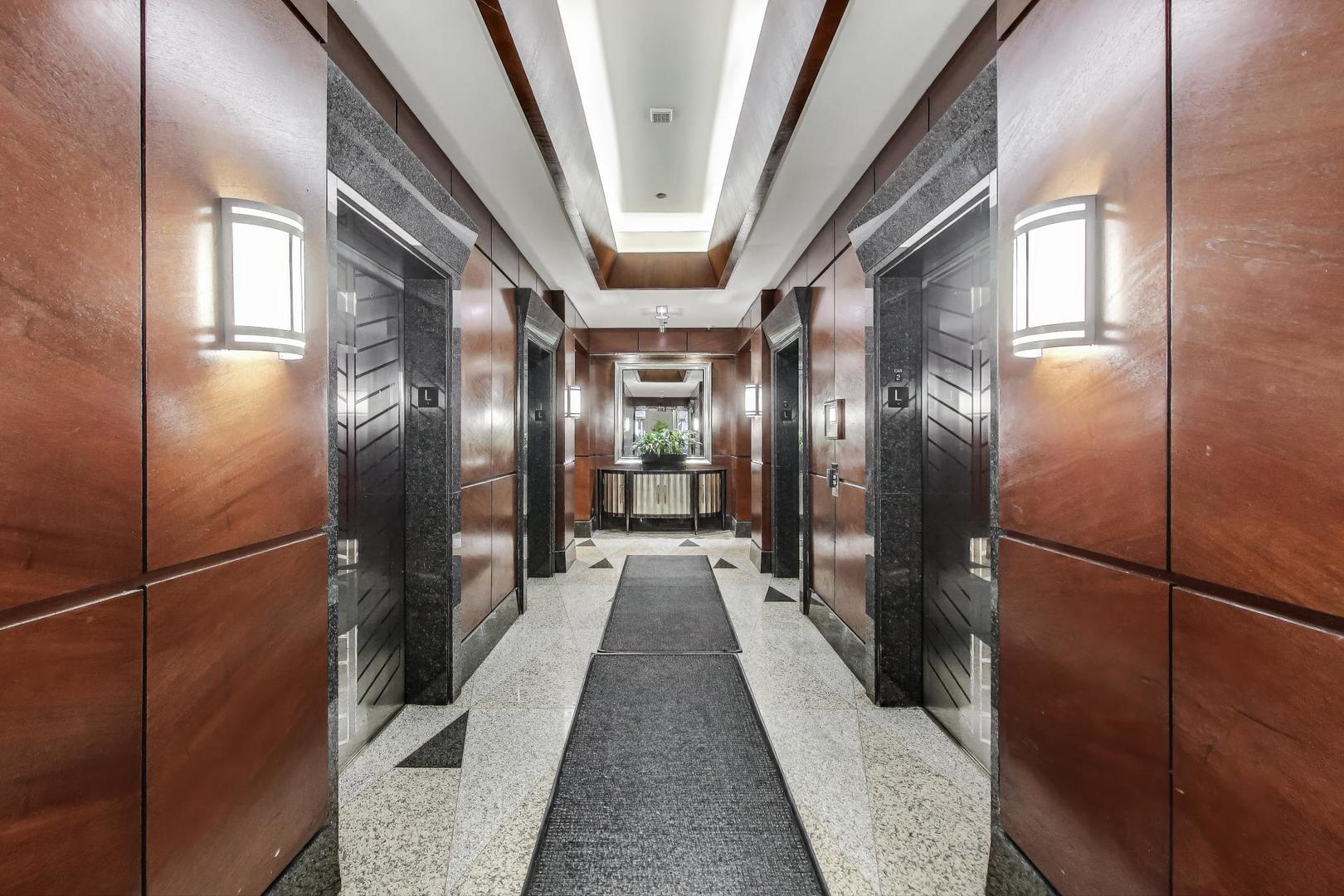 440 N Wabash Avenue Unit: 1605