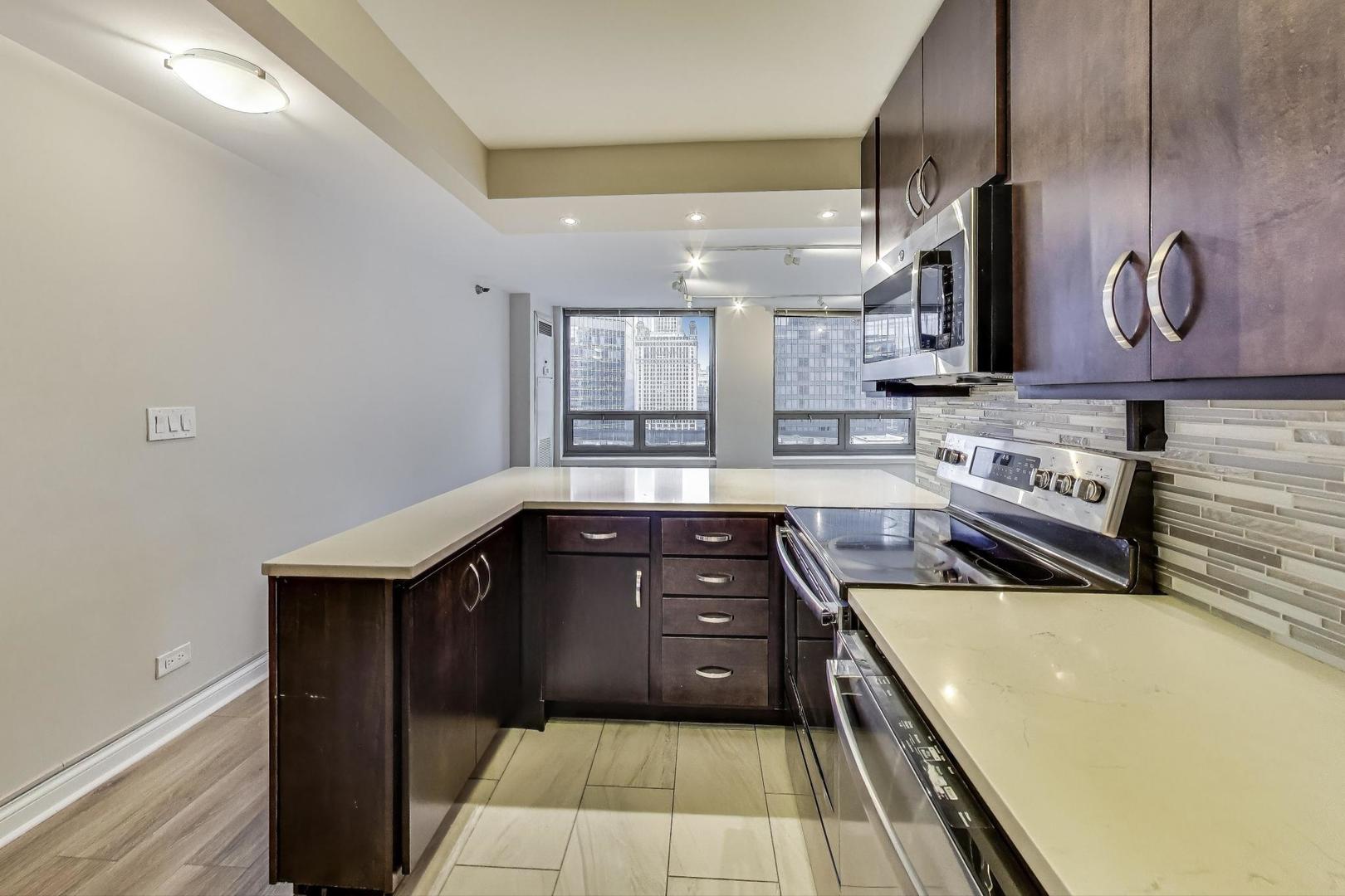 440 N Wabash Avenue Unit: 1605