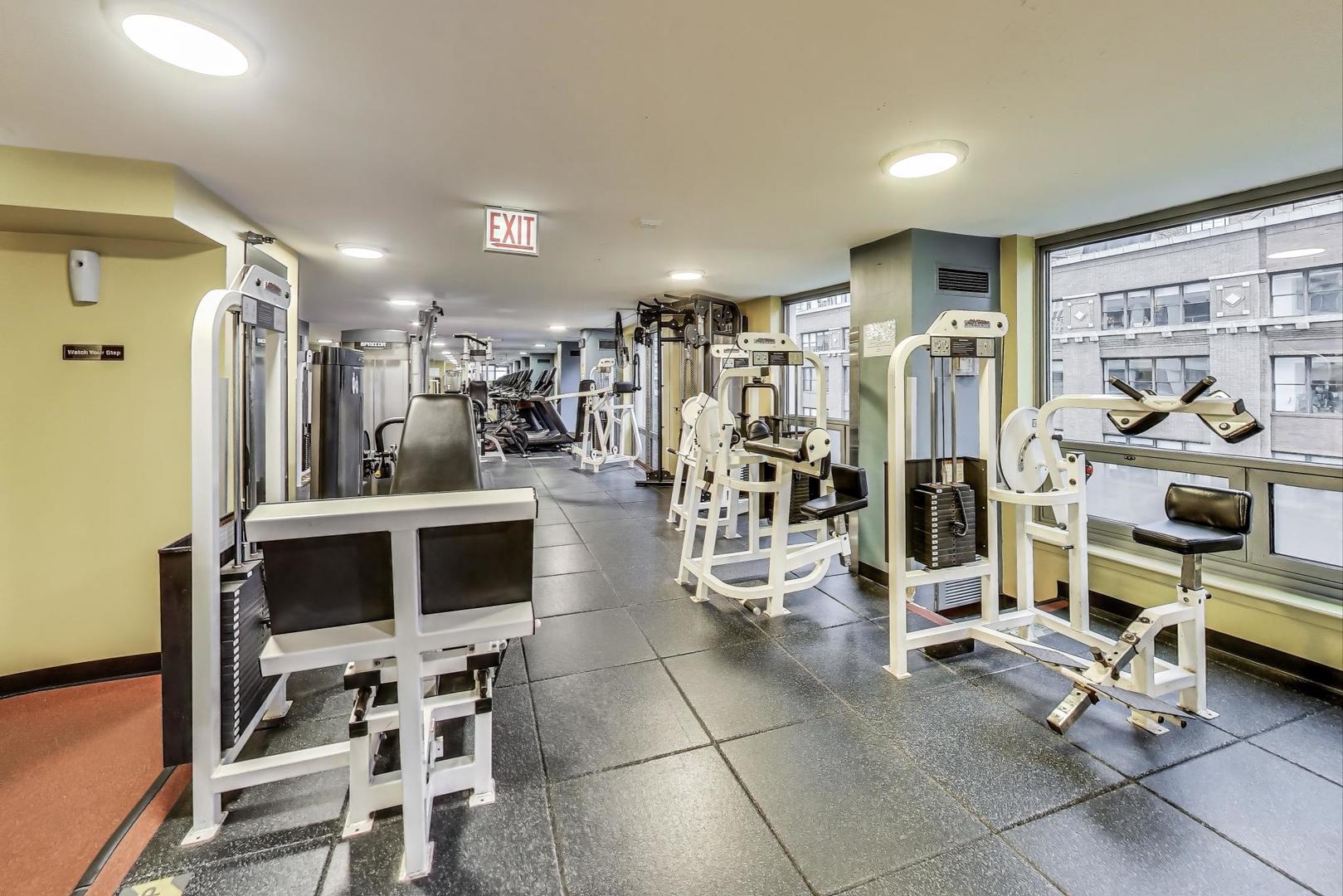 440 N Wabash Avenue Unit: 1605