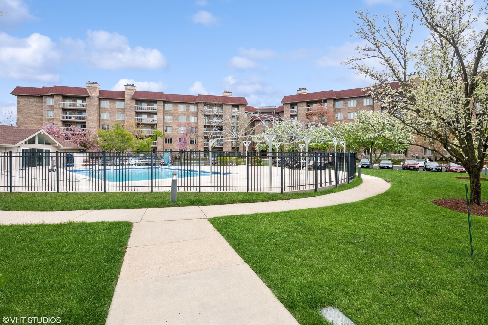 1220 Rudolph Road Unit: 4C