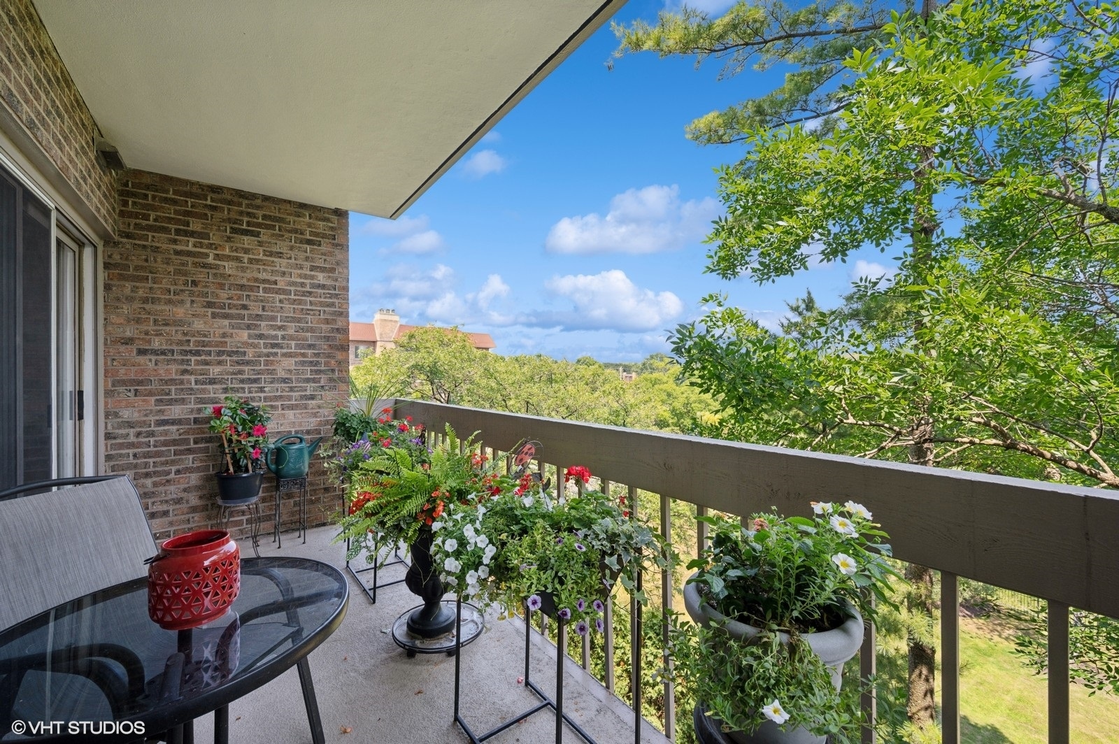 1220 Rudolph Road Unit: 4C