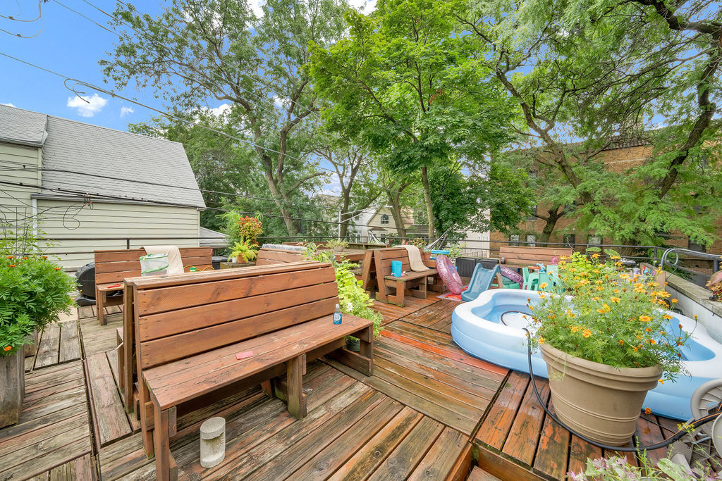 3001 N Damen Avenue Unit: 1