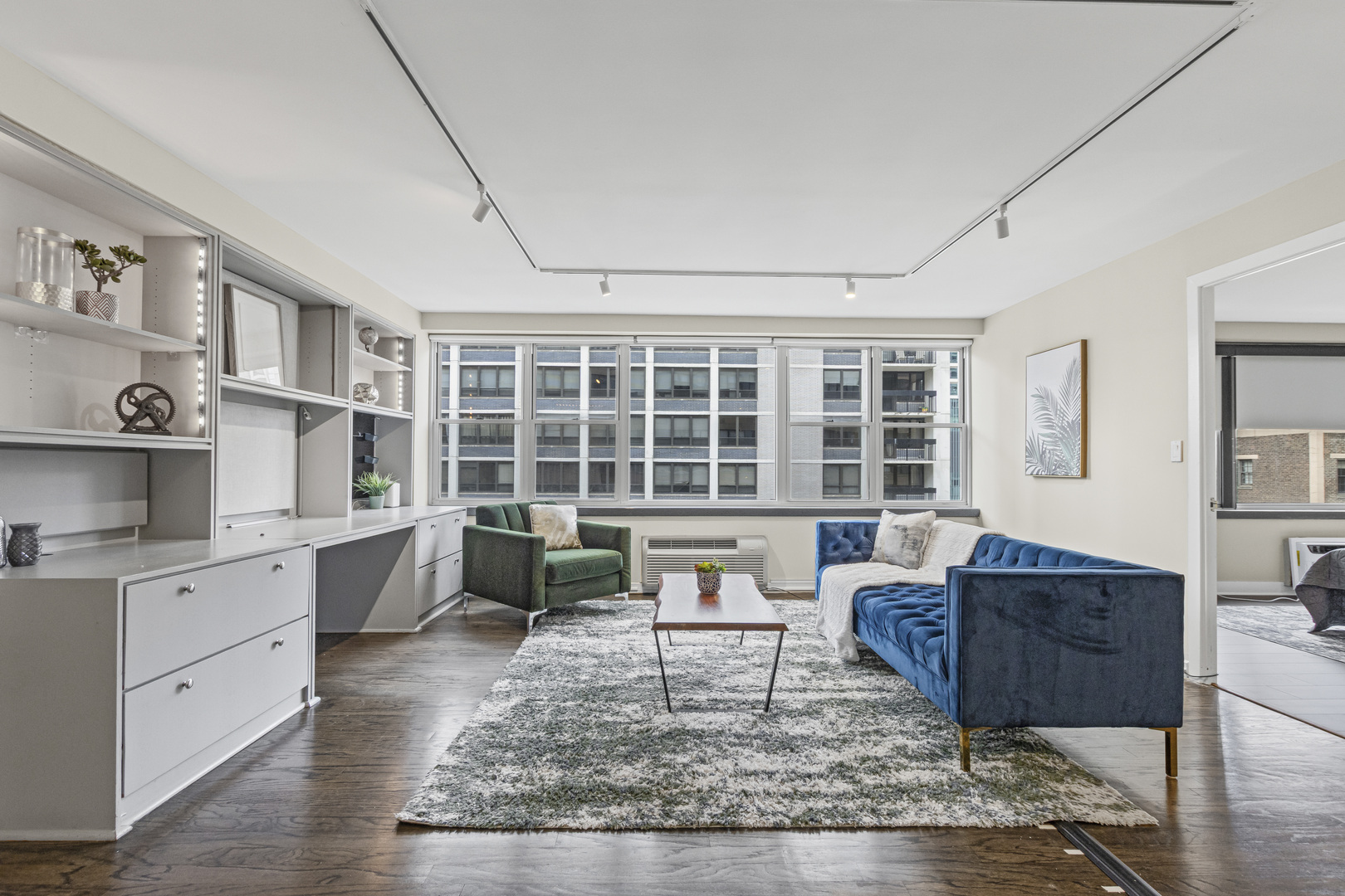 850 N Dewitt Place Unit: 18A