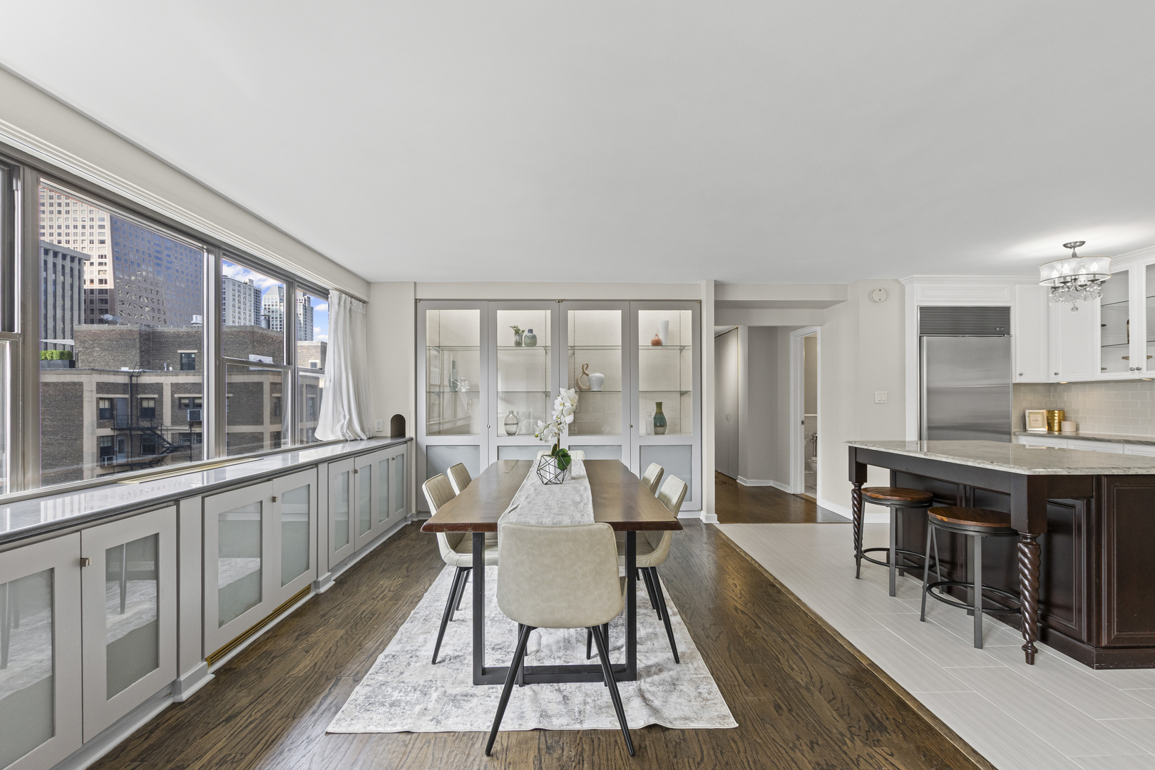 850 N Dewitt Place Unit: 18A