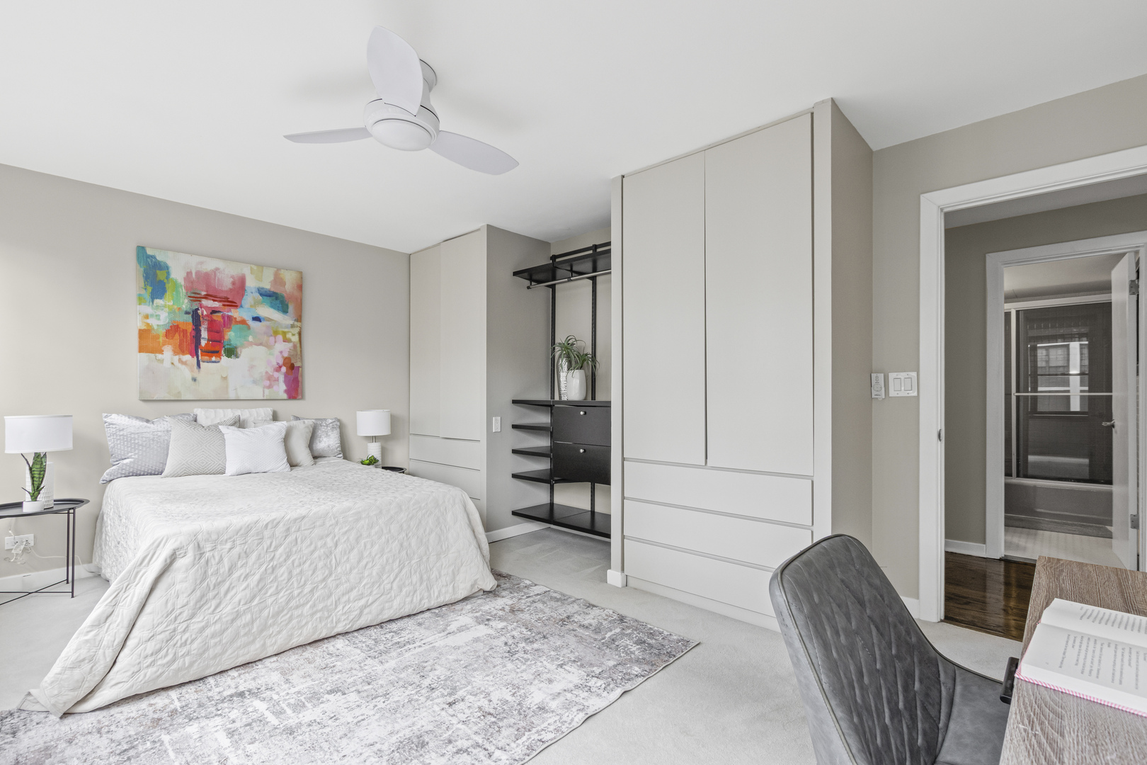 850 N Dewitt Place Unit: 18A