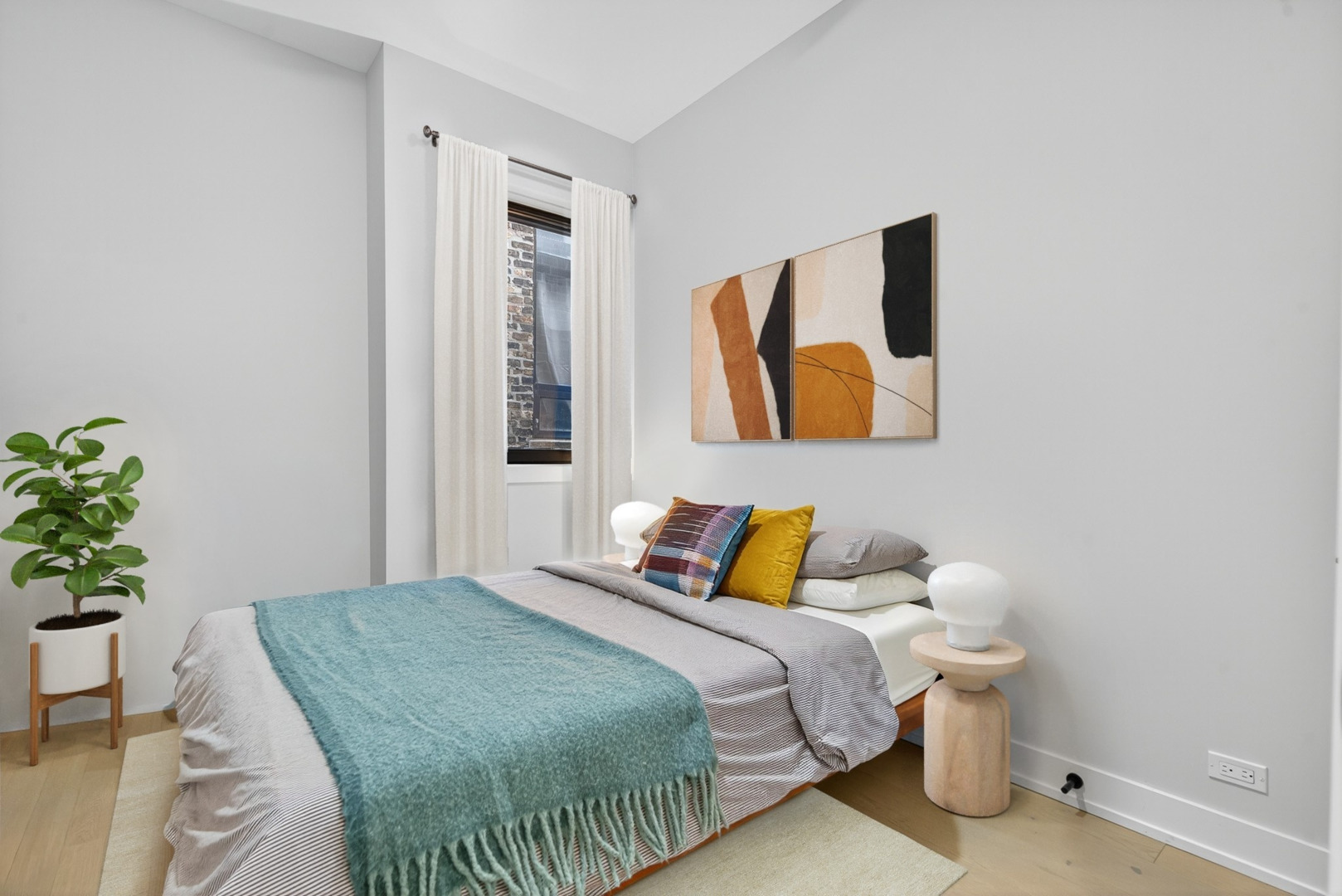 2958 N Lincoln Avenue Unit: 3A