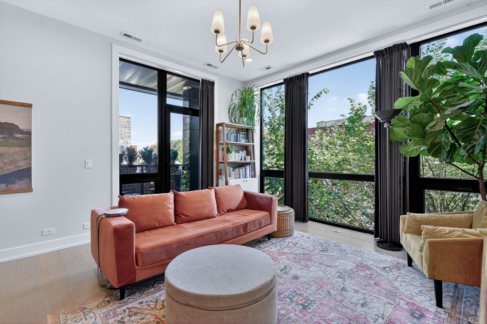 2958 N Lincoln Avenue Unit: 3A