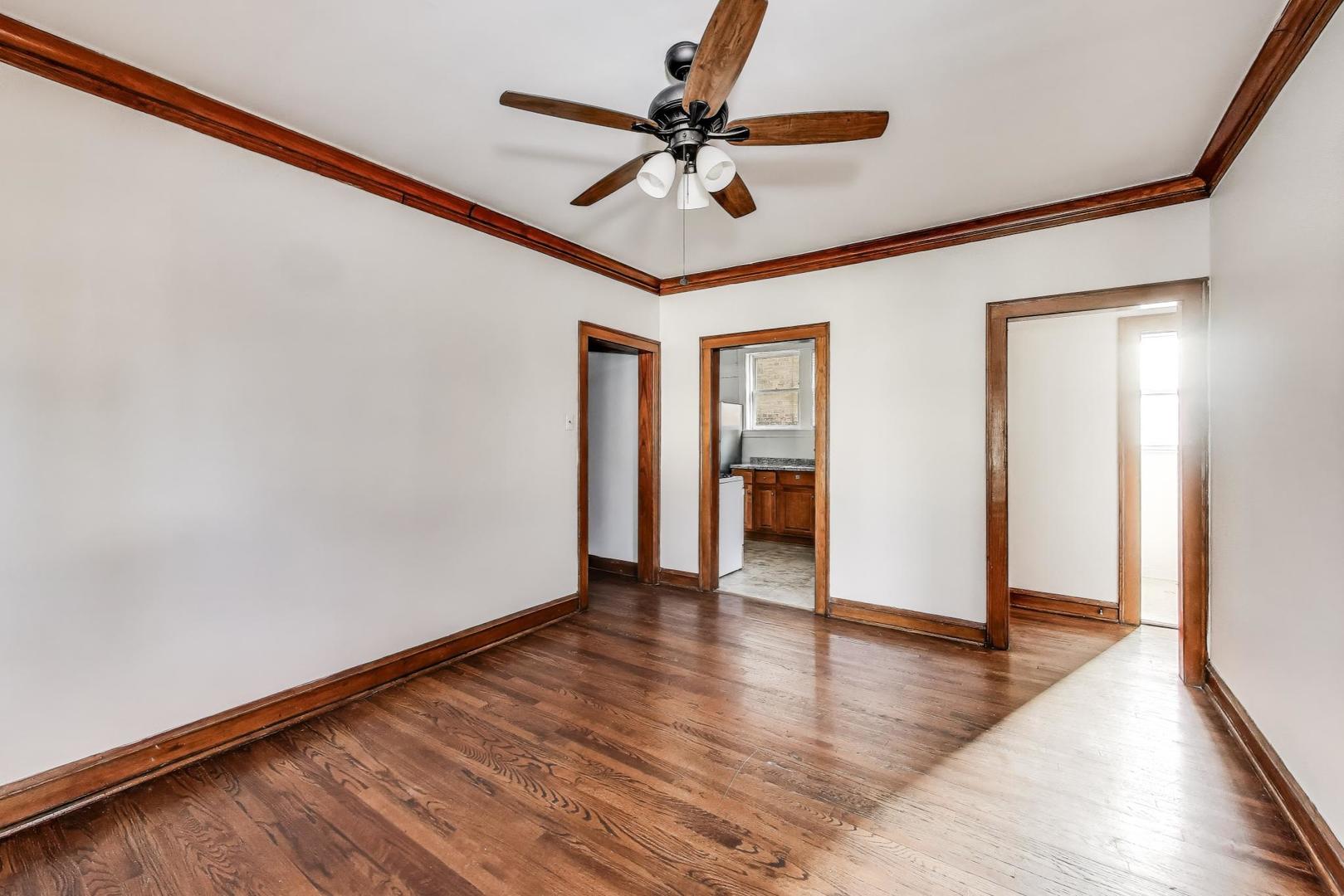 3921 N Long Avenue Unit: 1S