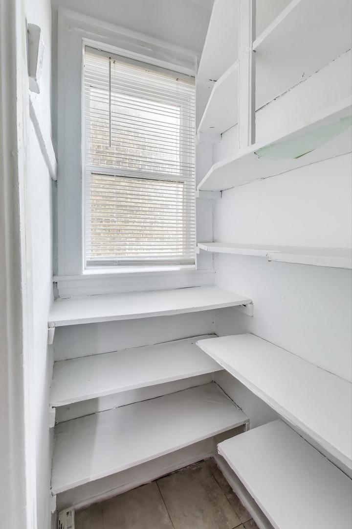 3921 N Long Avenue Unit: 1S