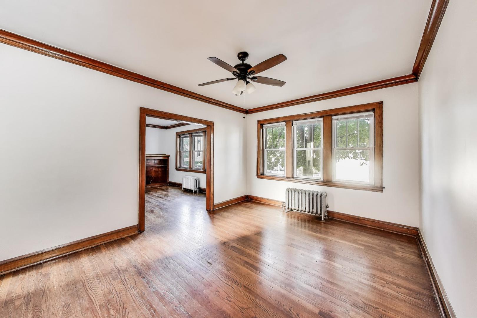 3921 N Long Avenue Unit: 1S