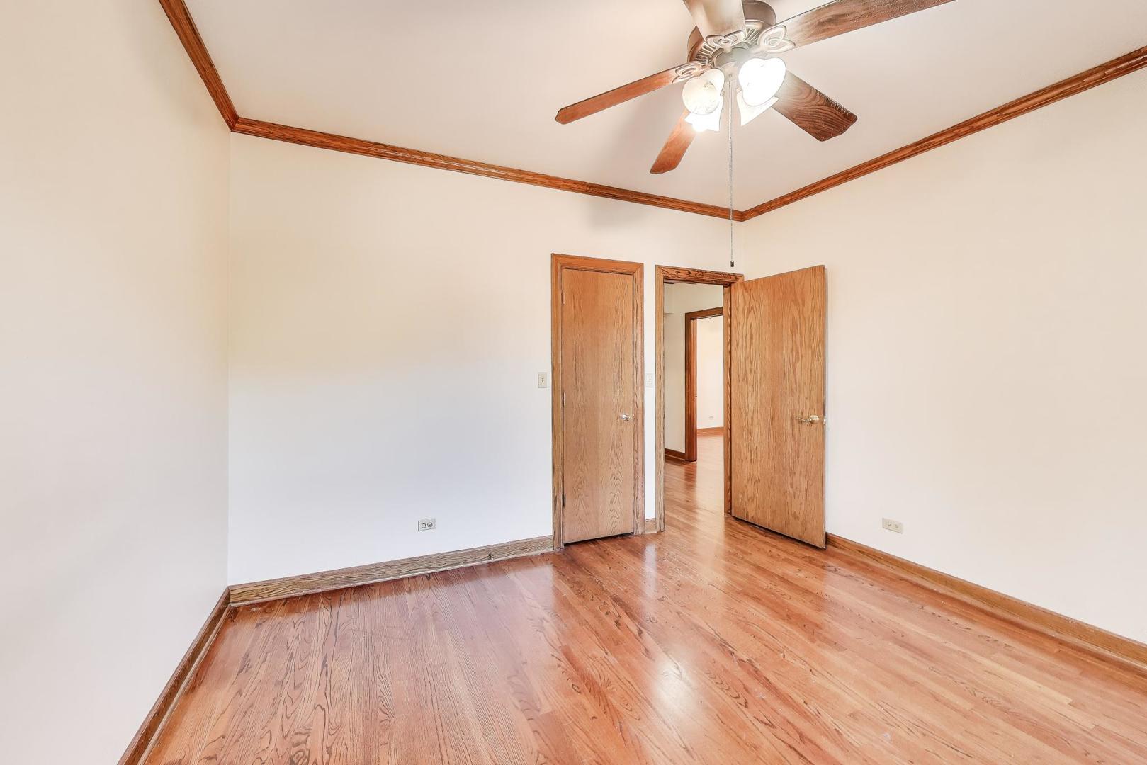 3921 N Long Avenue Unit: 2N