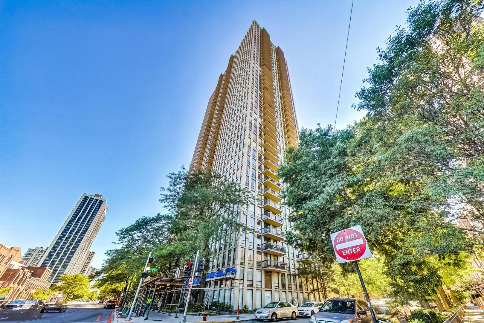 1660 N La Salle Drive Unit: 1108