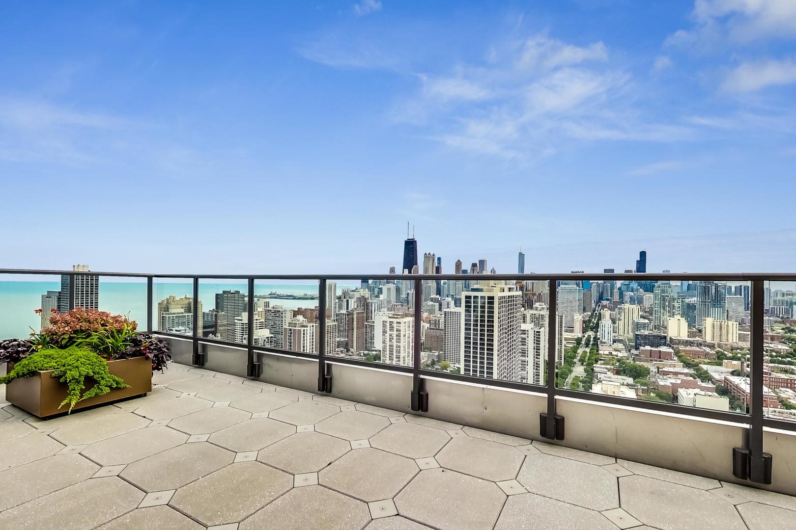 1660 N La Salle Drive Unit: 1108