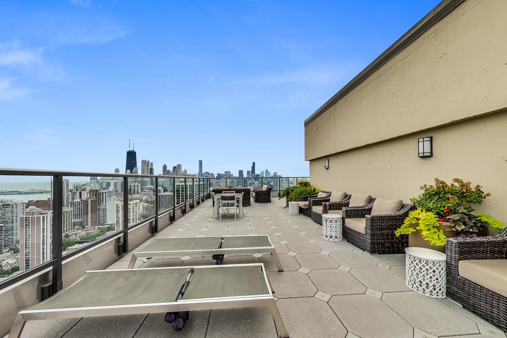 1660 N La Salle Drive Unit: 1108