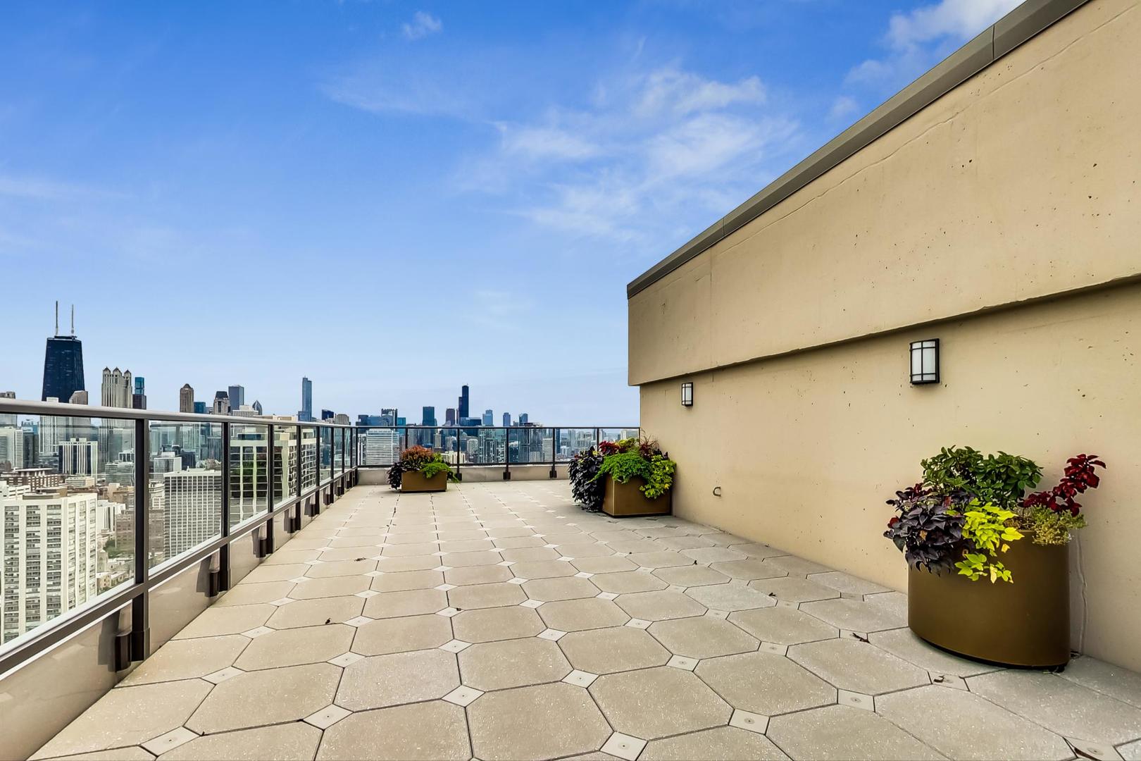 1660 N La Salle Drive Unit: 1108