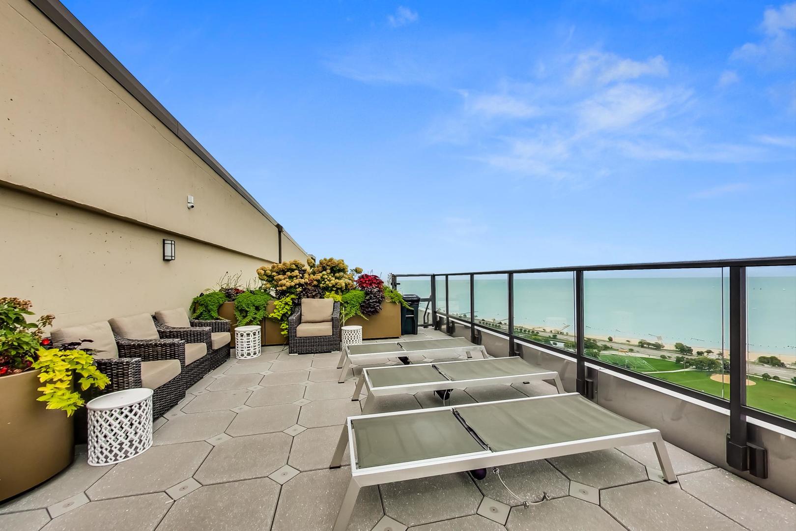 1660 N La Salle Drive Unit: 1108