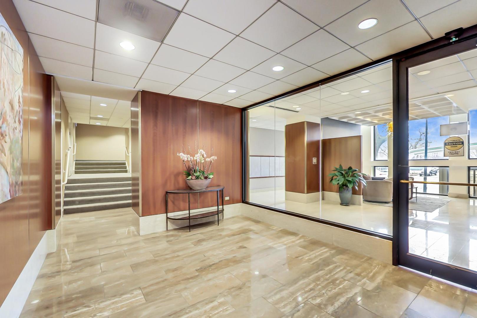 1660 N La Salle Drive Unit: 1108