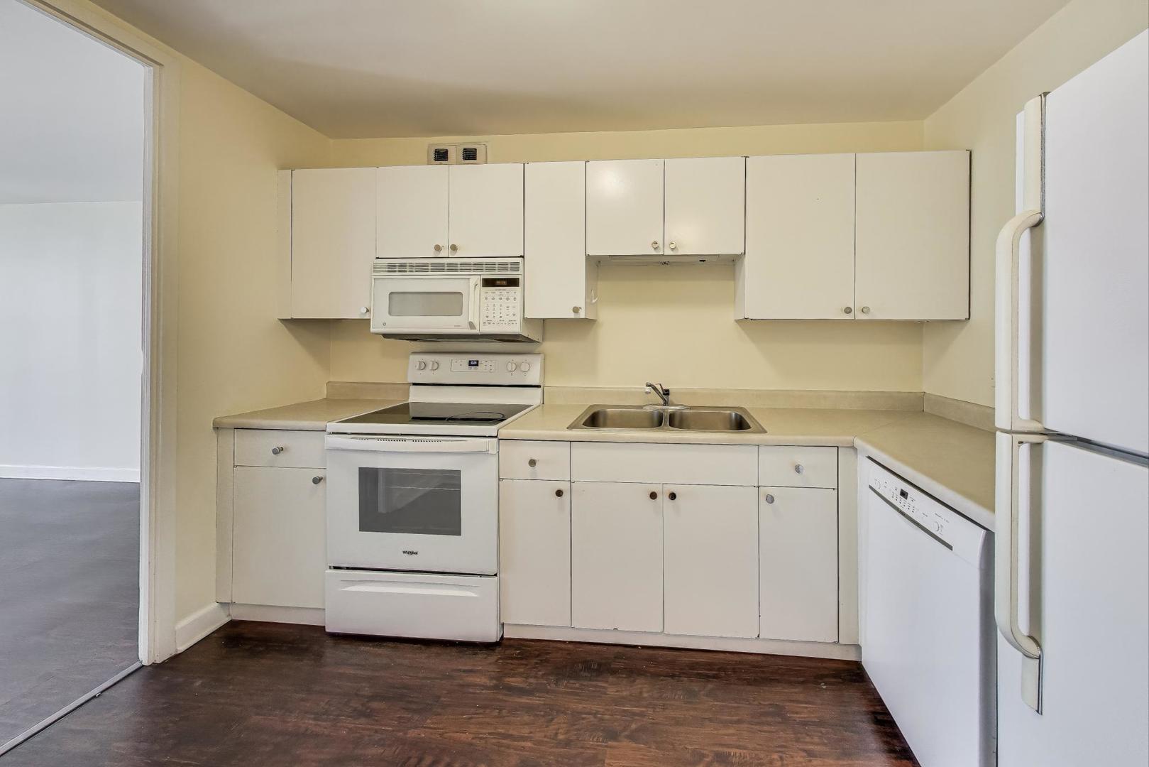 1660 N La Salle Drive Unit: 1108