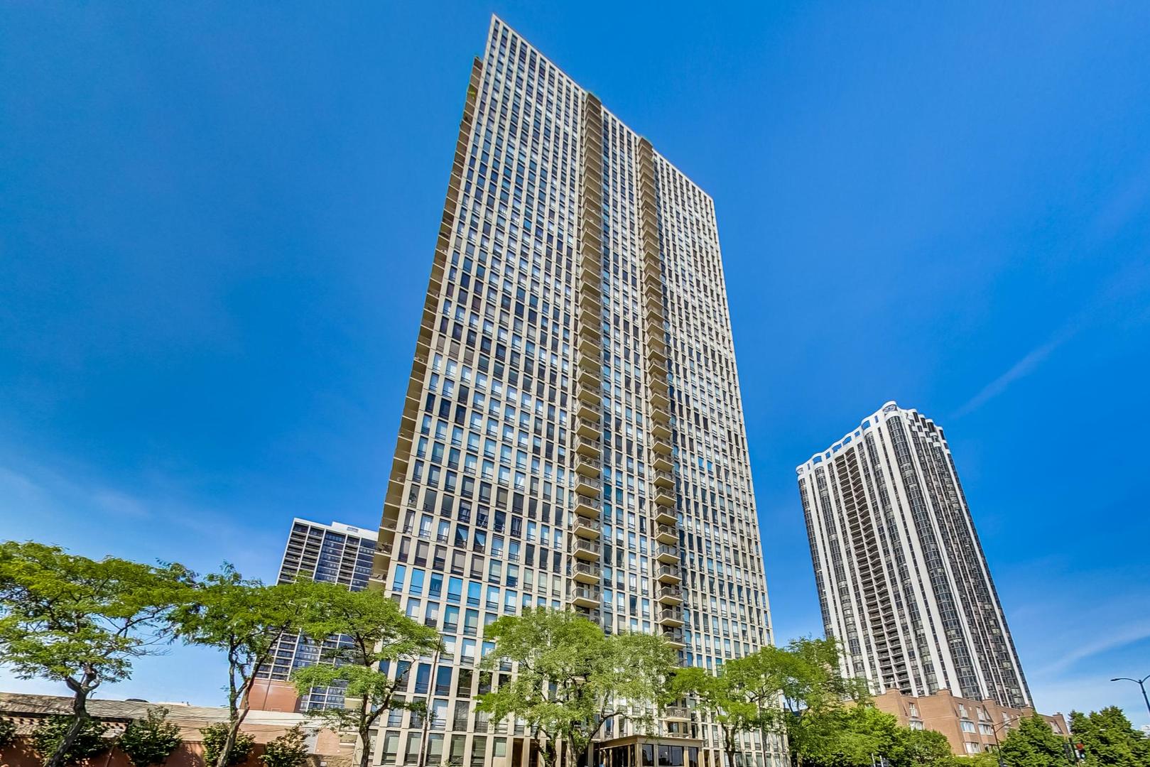1660 N La Salle Drive Unit: 1108